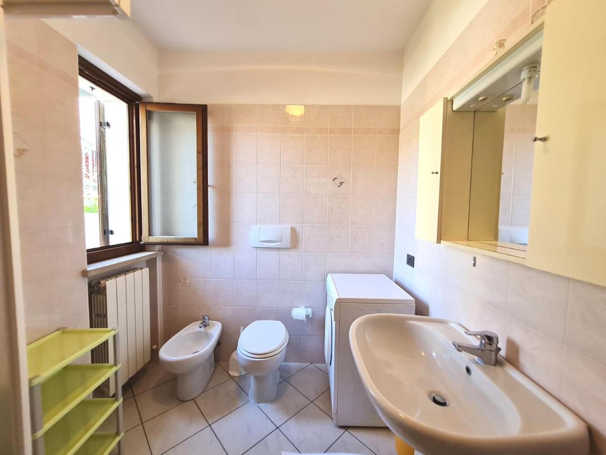 Apartments Gli Ulivi Lazise Exterior foto