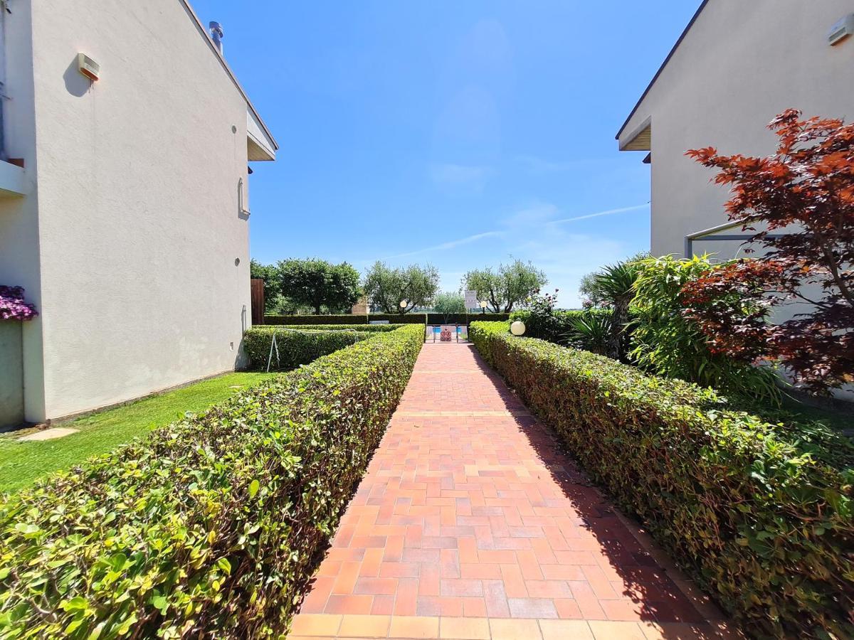 Apartments Gli Ulivi Lazise Exterior foto